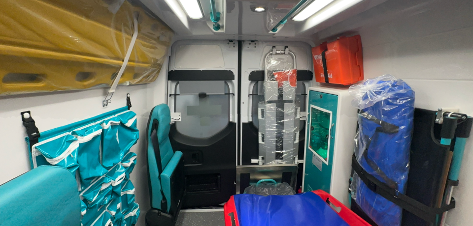 Fully Equipped Mercedes ICU Vehicles