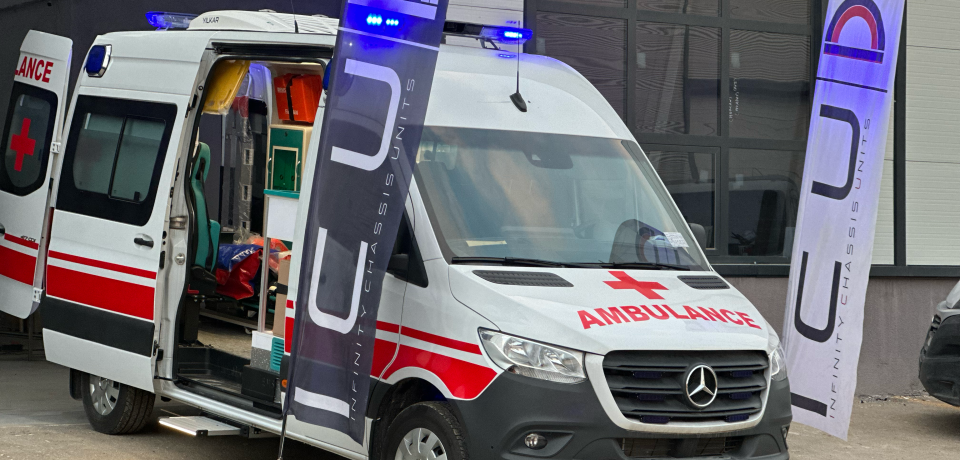 Mercedes 417 CDI Ambulance Specifications - Euro 6 Six-Cylinder